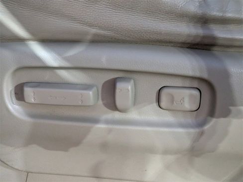 Used 2012 Honda Ridgeline RTL image 24