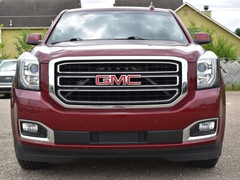 Used 2016 GMC Yukon SLE w/ Convenience Package AWD/4WD image 3