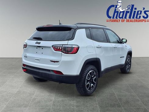 Used 2024 Jeep Compass Trailhawk w/ Trailhawk Convenience Group image 4