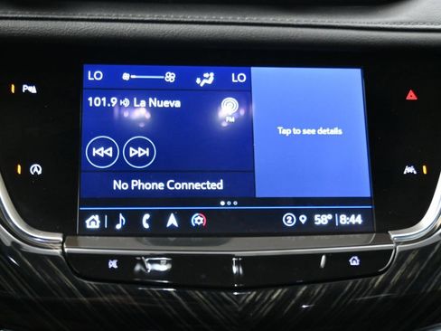Used 2023 Cadillac XT6 Premium Luxury FWD image 22