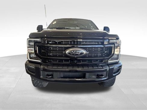 Used 2022 Ford F250 Lariat w/ Tremor Off-Road Package image 9