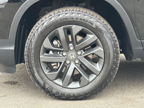 Used 2025 Honda Ridgeline Sport image 31