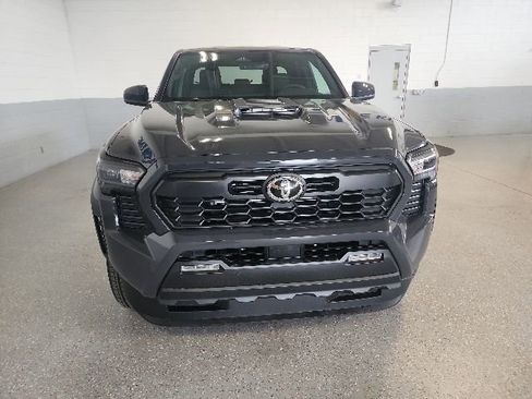 Used 2026 Toyota Tacoma TRD Sport AWD/4WD image 7