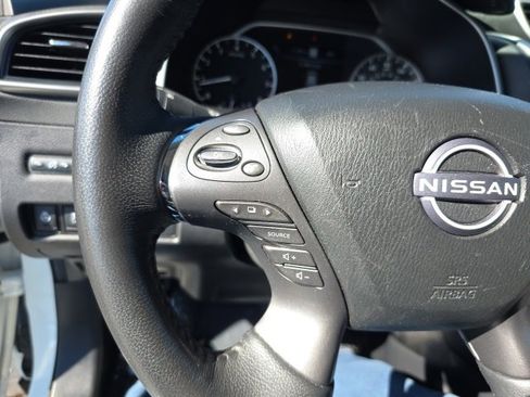 Used 2023 Nissan Murano SL w/ SL Moonroof Package image 18