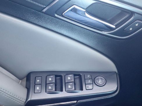 Used 2016 Chevrolet Tahoe LT w/ Luxury Package RWD image 28