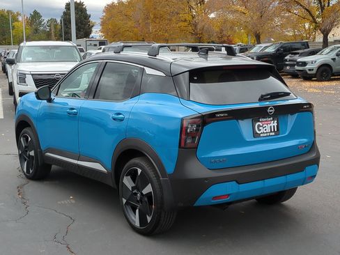 New 2026 Nissan Kicks SR w/ SR Premium Package image 7