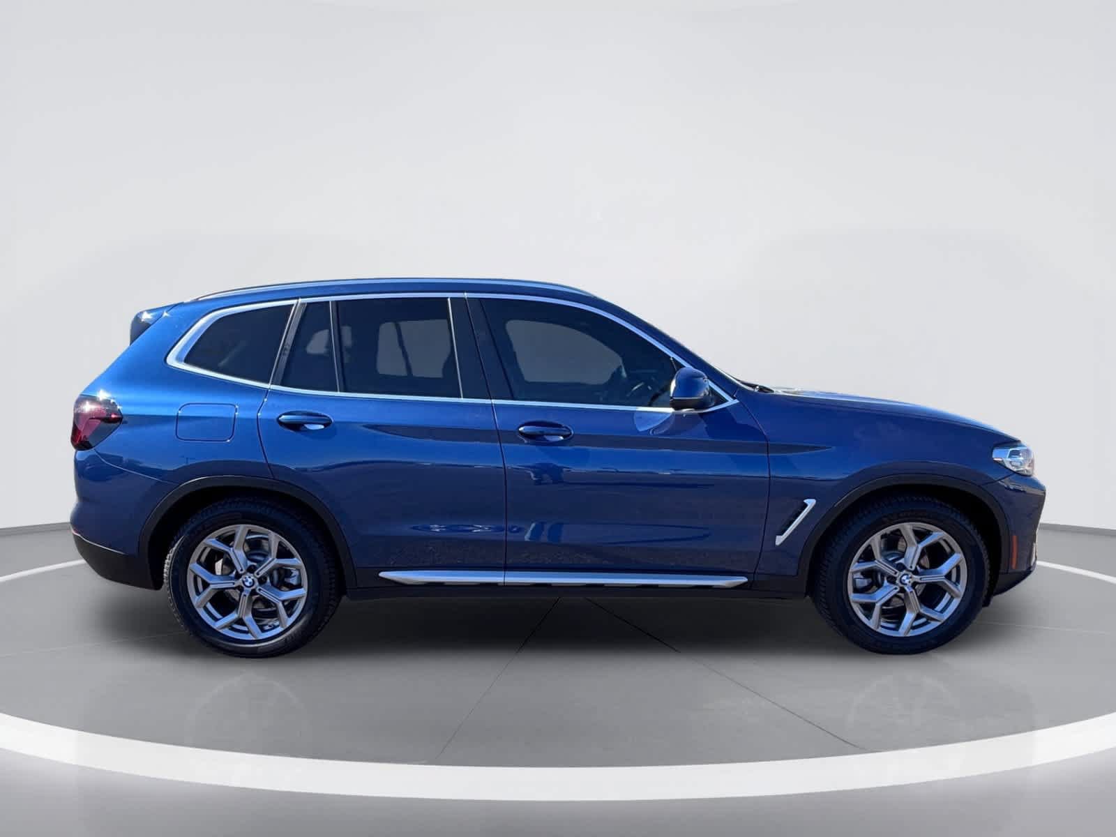 Used 2024 BMW X3 sDrive30i w/ Convenience Package RWD image 10
