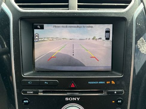 Used 2016 Ford Explorer Sport w/ Equipment Group 401A AWD/4WD image 32