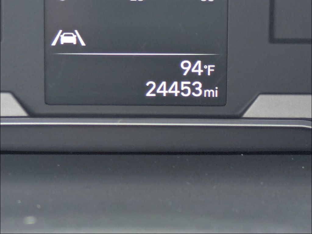 Used 2024 Hyundai Santa Cruz SEL FWD image 25
