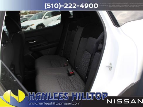 New 2025 Nissan Kicks SV image 13