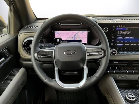 Used 2026 Chevrolet Colorado ZR2 w/ Technology Package image 10