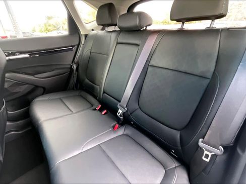 Used 2021 Kia Seltos SX image 21