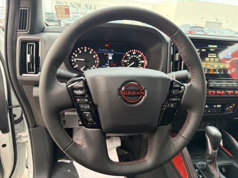 New 2026 Nissan Frontier PRO-4X w/ Pro-4x Convenience Package image 10