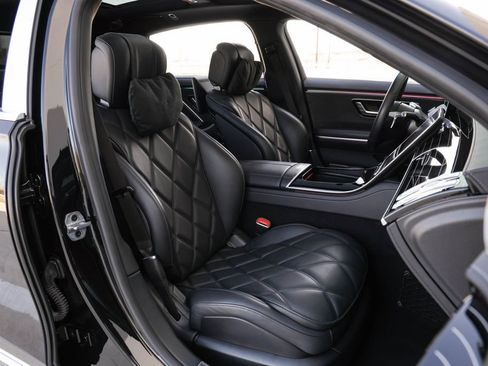 Used 2022 Mercedes-Benz Maybach S 580 4MATIC image 26