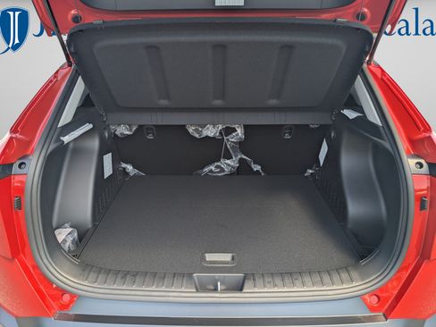 New 2026 Hyundai Kona SEL Premium FWD image 11