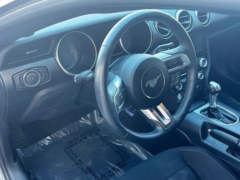 Used 2021 Ford Mustang Coupe image 11