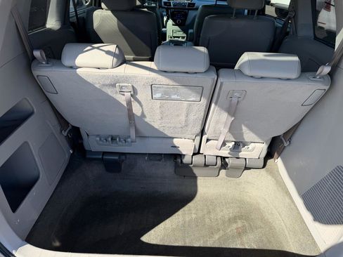 Used 2016 Honda Odyssey Touring Elite image 17