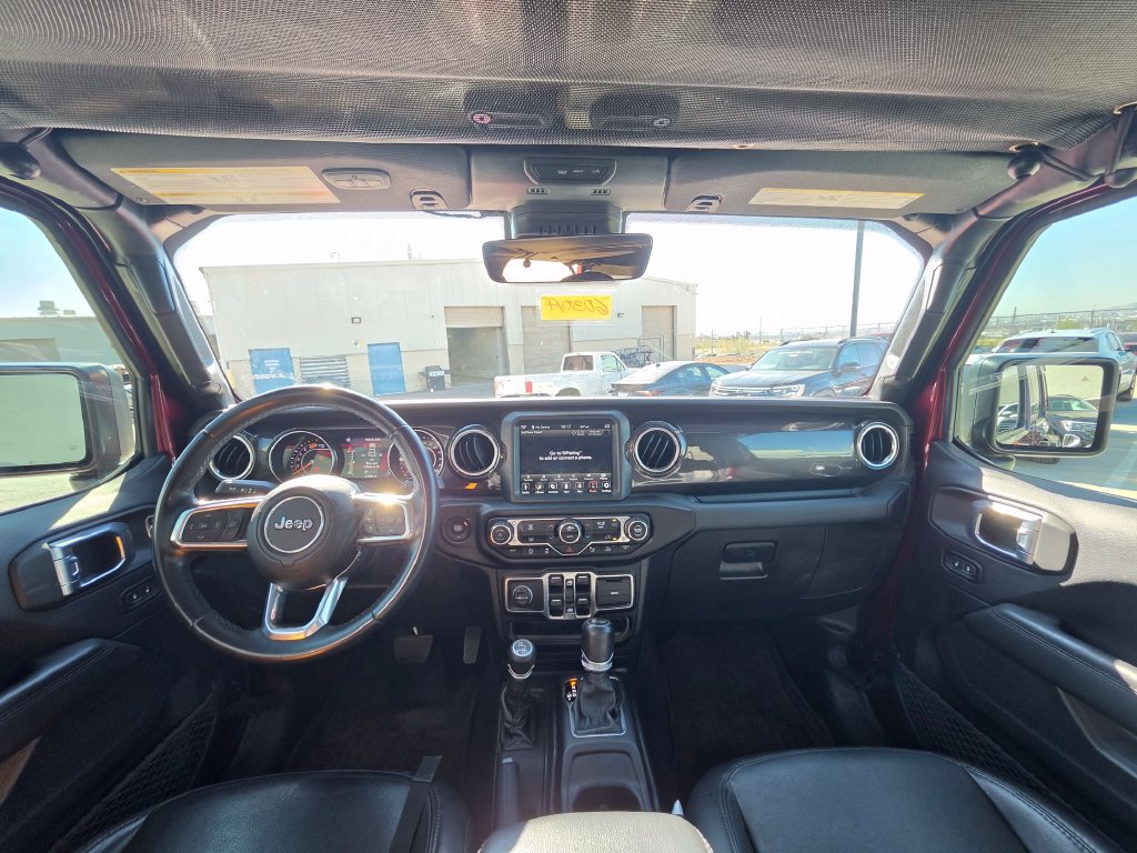 Used 2021 Jeep Wrangler Unlimited Sahara AWD/4WD image 16