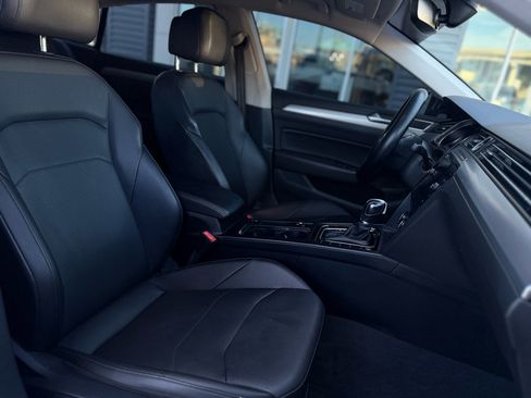 Used 2019 Volkswagen Arteon SE image 13