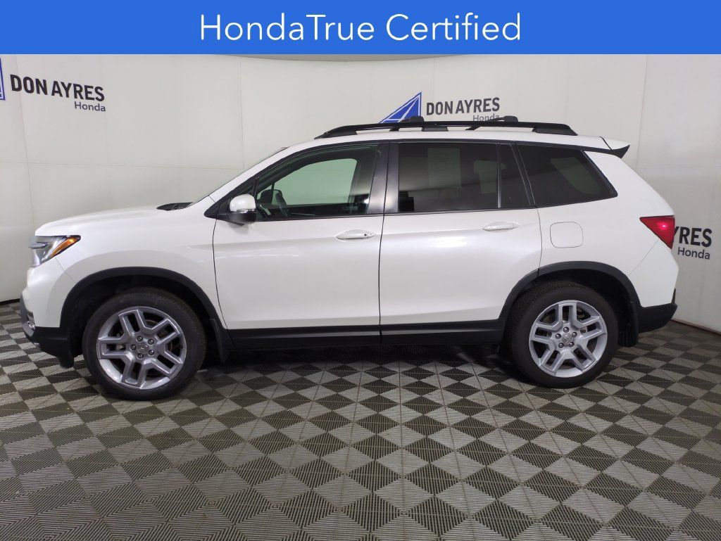 Certified 2025 Honda Passport EX-L image 2