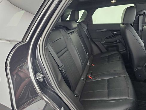 Used 2024 Land Rover Range Rover Evoque S image 12