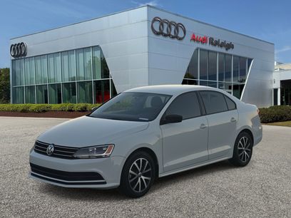 Used 2016 Volkswagen Jetta SE