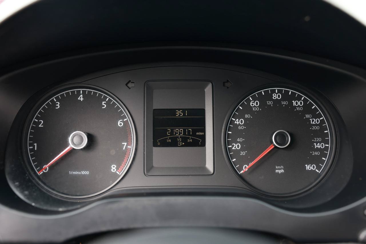 Used 2012 Volkswagen Jetta S FWD image 25