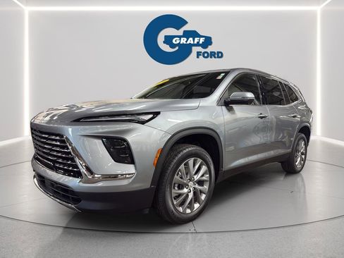 Used 2026 Buick Enclave Preferred AWD/4WD image 10