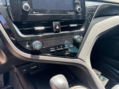 Used 2023 Toyota Camry SE FWD image 23