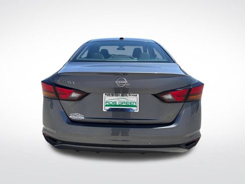 New 2026 Nissan Altima 2.5 SV FWD image 6