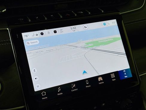 New 2025 Jeep Grand Cherokee Limited w/ Luxury Tech Group II image 16