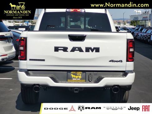 New 2026 RAM 1500 Big Horn AWD/4WD image 5