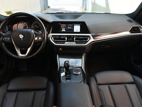 Used 2020 BMW 330i xDrive Sedan w/ Convenience Package AWD/4WD image 19