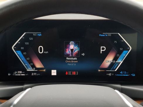 Used 2023 BMW 330e xDrive w/ Premium Package image 17