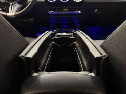 Certified 2025 Mercedes-Benz GLB 250 image 13