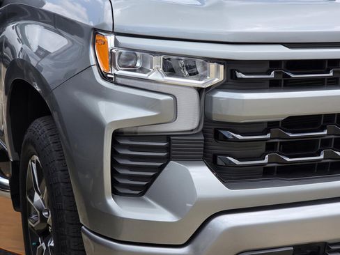 Used 2025 Chevrolet Silverado 1500 RST w/ Convenience Package II AWD/4WD image 31