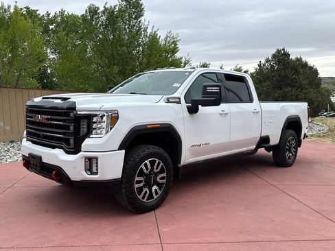 Used 2023 GMC Sierra 3500 AT4 w/ AT4 Premium Plus Package AWD/4WD image 3