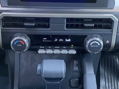 Certified 2026 Toyota Tacoma SR5 image 28