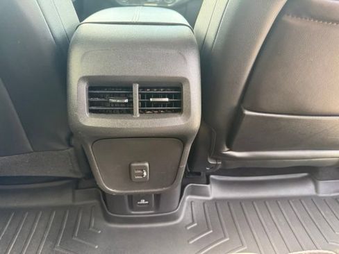 Used 2020 GMC Terrain SLT w/ Preferred Package FWD image 13