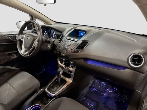 Used 2016 Ford Fiesta SE image 32