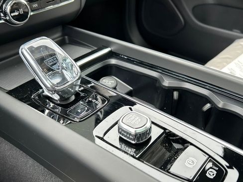 New 2026 Volvo XC60 T8 Plus w/ Protection Package Premier image 19