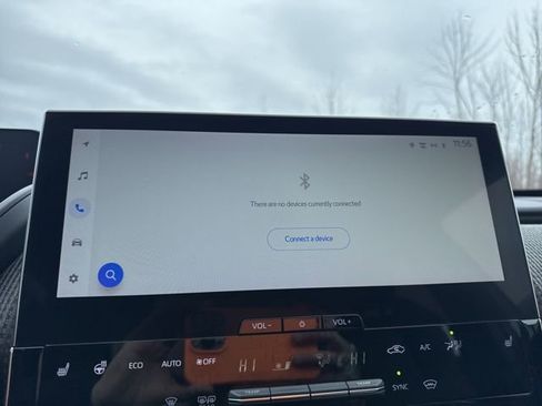 Used 2023 Subaru Solterra AWD image 28