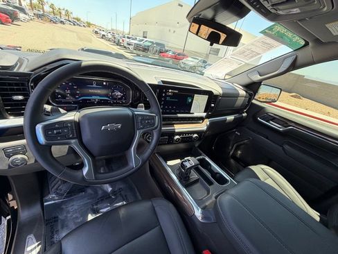 Certified 2024 Chevrolet Silverado 1500 LT Trail Boss w/ Convenience Package II AWD/4WD image 14
