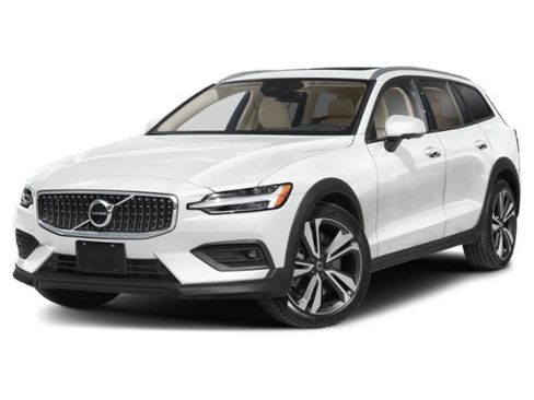 Used 2023 Volvo V60 B5 Cross Country Plus w/ Climate Package AWD/4WD image 1