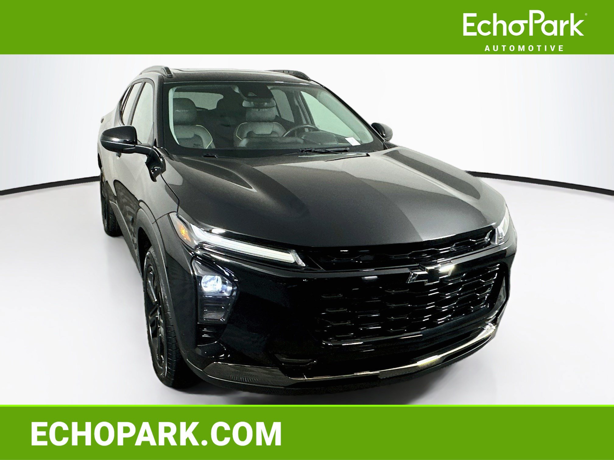 Used 2024 Chevrolet Trax ACTIV w/ Sunroof Package FWD image 1