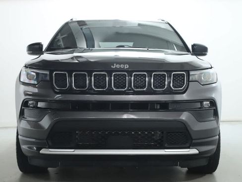 Used 2023 Jeep Compass Limited w/ Elite Group AWD/4WD image 5
