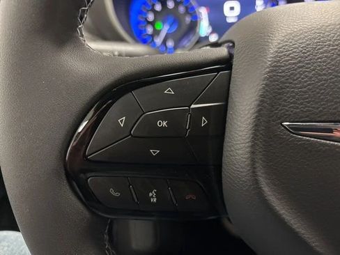 Used 2026 Chrysler Pacifica Select w/ S Appearance Package AWD/4WD image 16