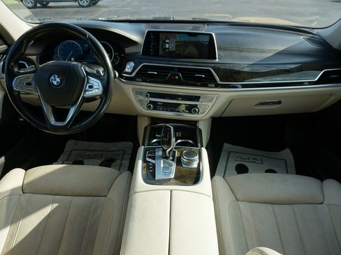 Used 2016 BMW 740i RWD image 35