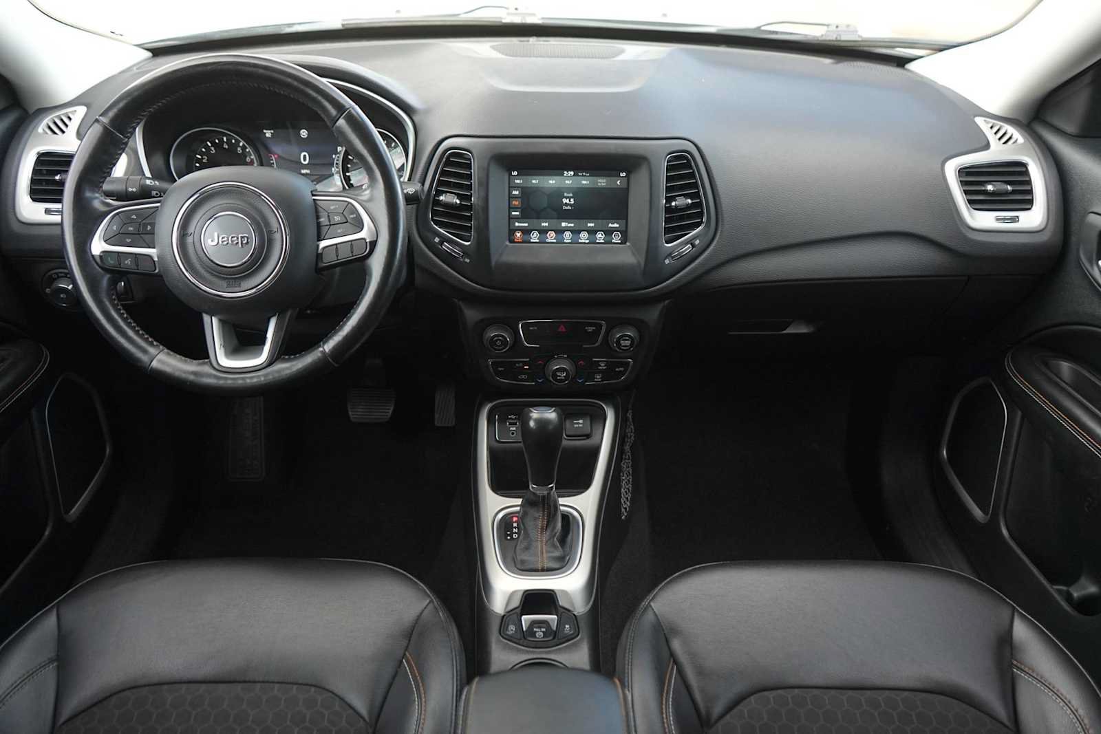 Used 2021 Jeep Compass Latitude w/ Convenience Group FWD image 10
