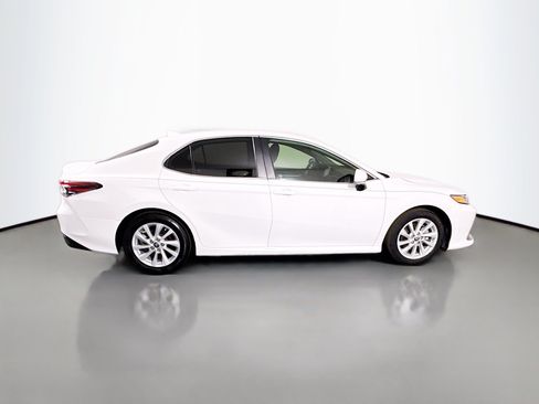 Used 2024 Toyota Camry LE w/ Convenience Package FWD image 11